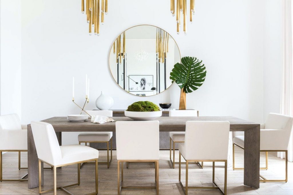 square mirror in dining room