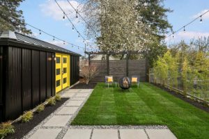 Multiple elements acting as various landscape screens
