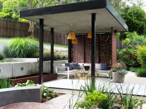 A landscape screen adds visual interest and style
