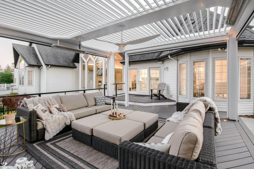 Pergola creating a nice outdoor living environment