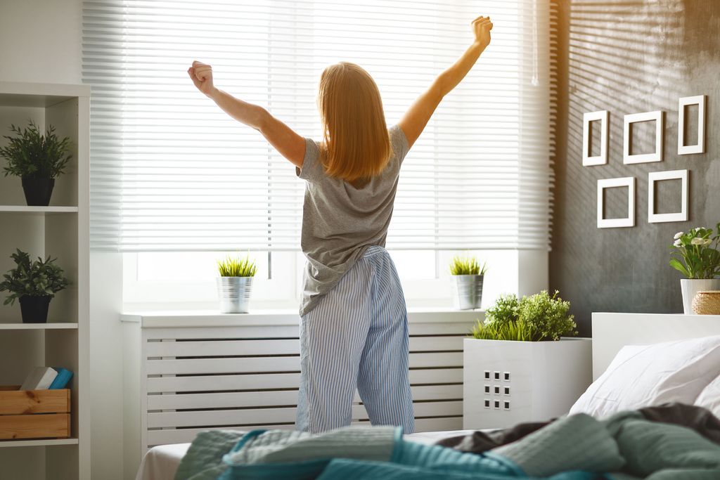 Wake up happy and naturally in the morning with motorized window treatments