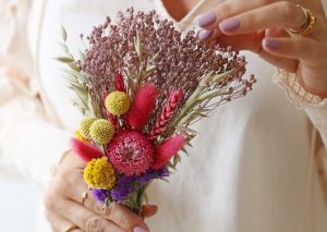 Dried flowers in floral design can make a lovely arrangement.