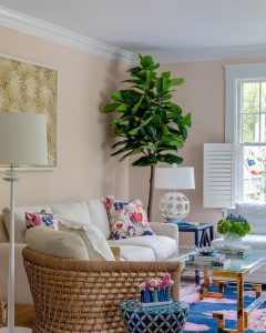 Natural materials help create a tropical vibe.