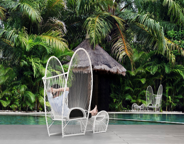 Outdoor furniture trends: natural and organic looks and styling.