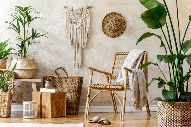 Use natural elements for tropical style.