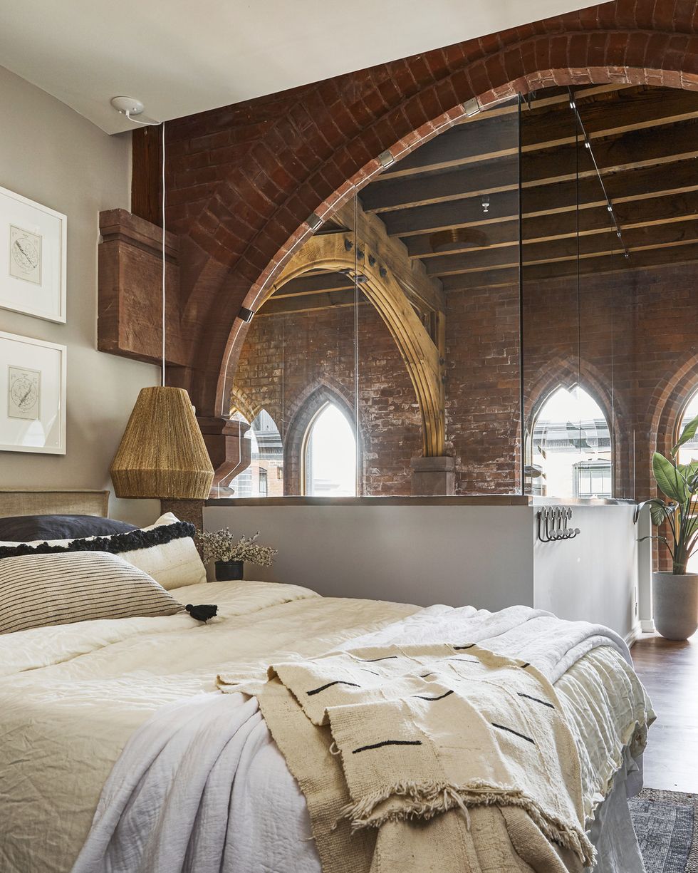 Fall interior color palettes: oatmeal and ink.