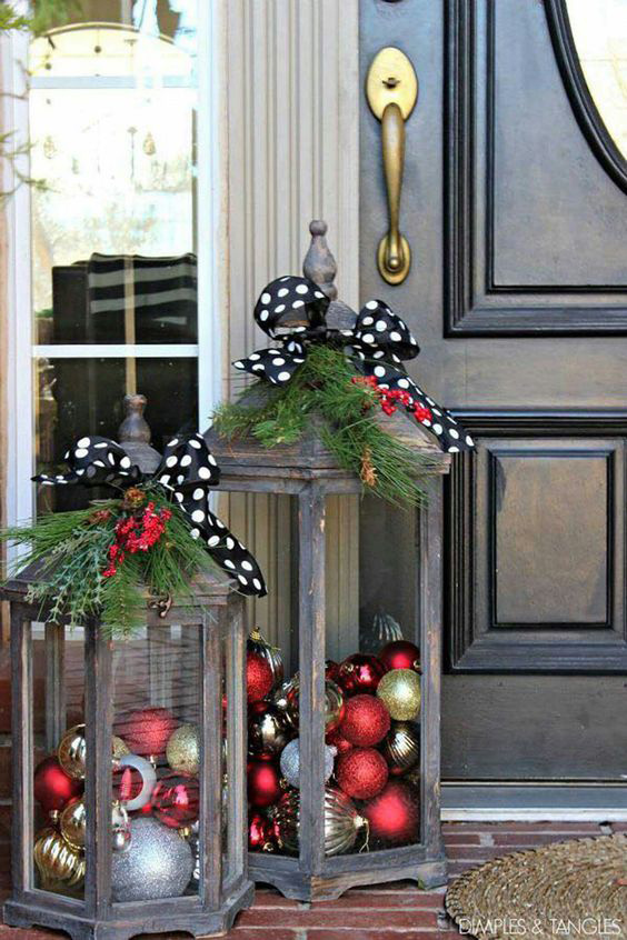 Change out pumpkins for Christmas balls and add some creative touches and you have the perfect winter holiday decor for inside or out!