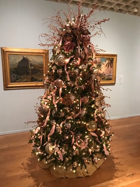 "May All of Your Wishes Come True" decorated Christmas tree.