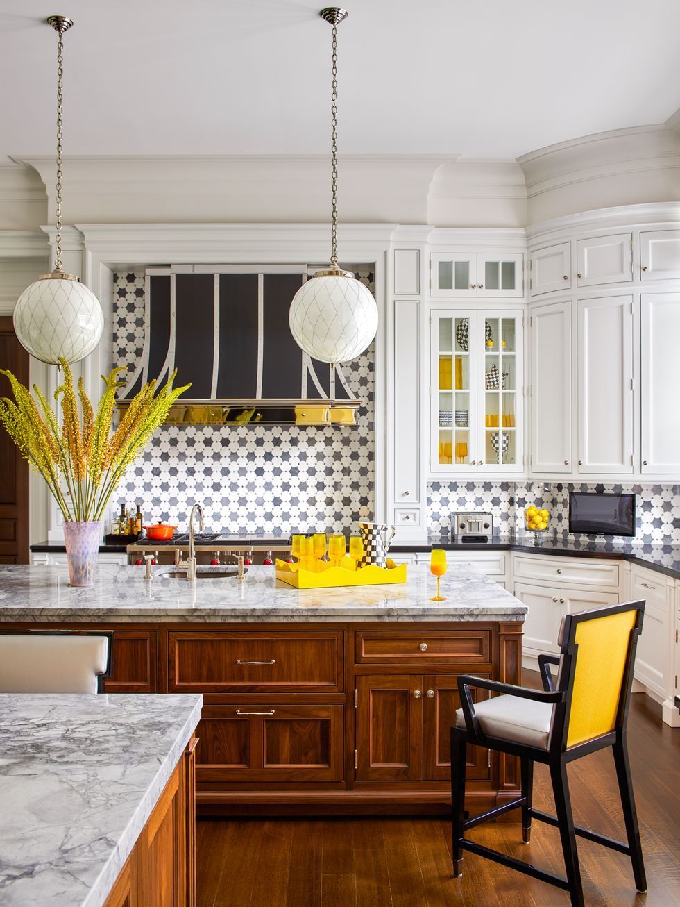 Tile is making a big comeback in 2023 kitchen design trends.