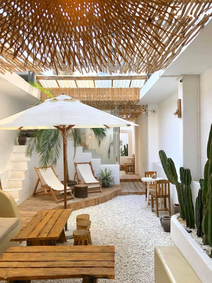 Create upscale relaxation in your outdoor living spaces.