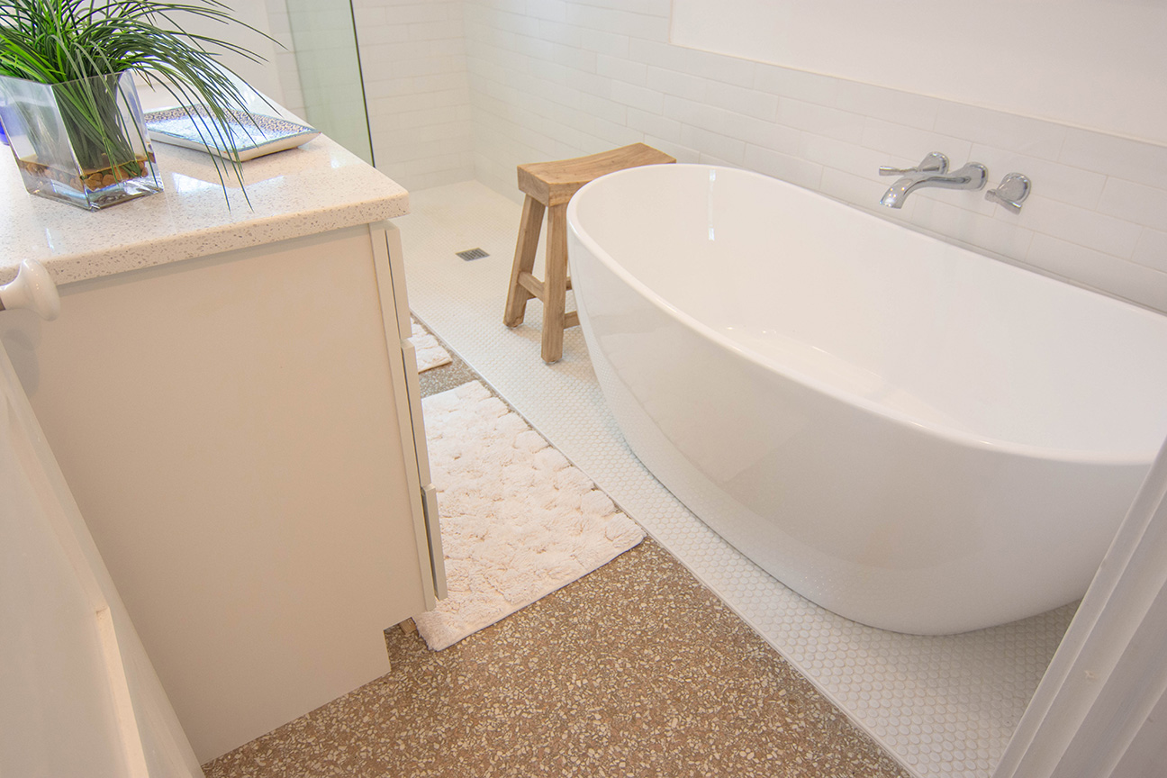 1 (9.5) Small bathroom makeover: after photo 5