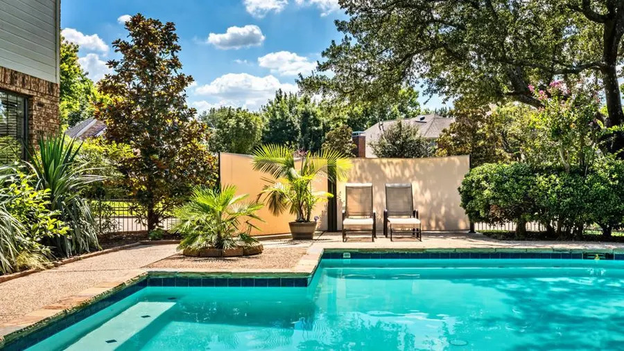 No matter the size of your outdoor space, you can turn it into an inviting area that you’ll enjoy year-round.
