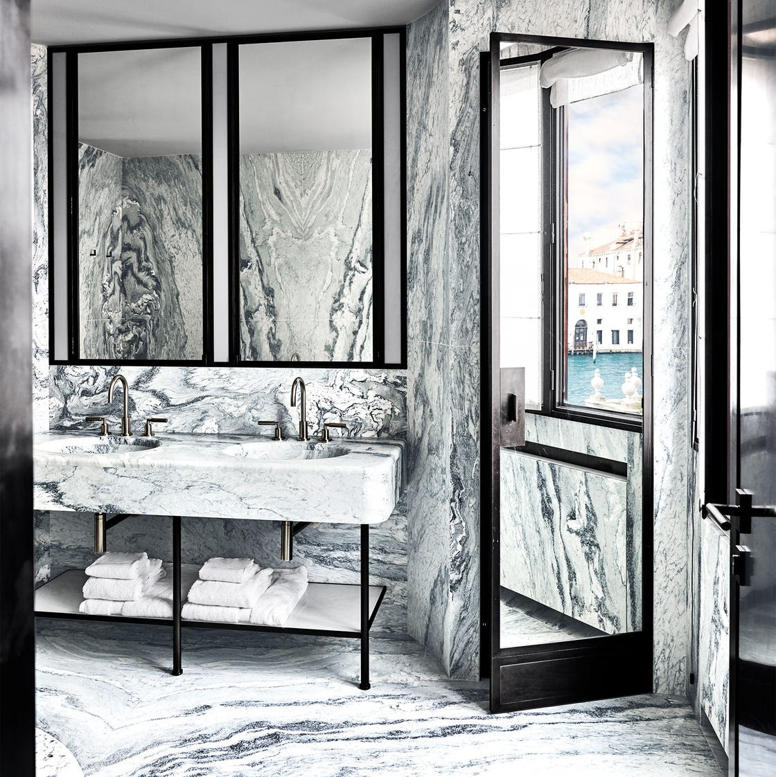 Timeless black-and-white marble bathroom.