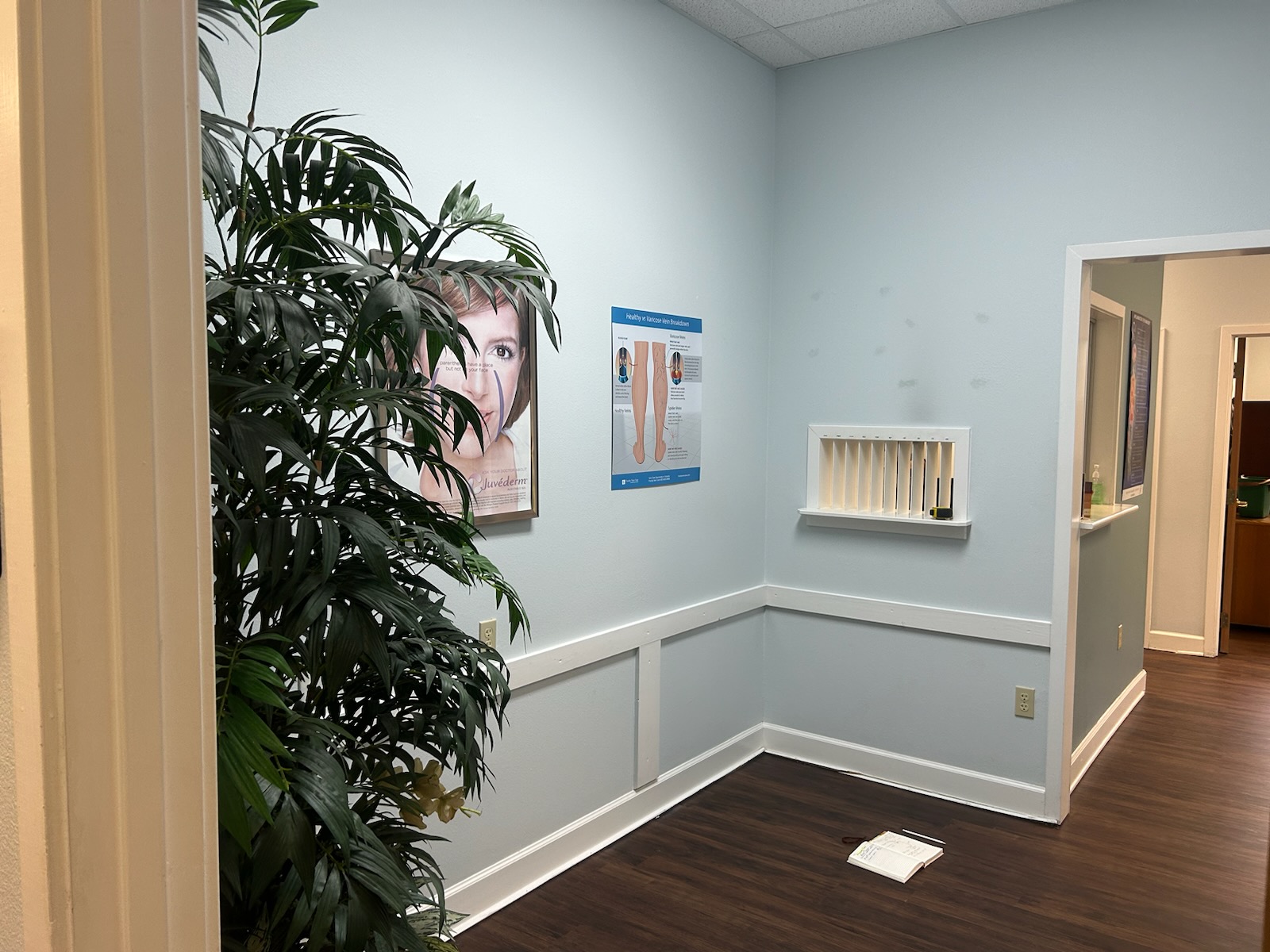 Dr. Bragg office renovation 14 (before, unused hallway).