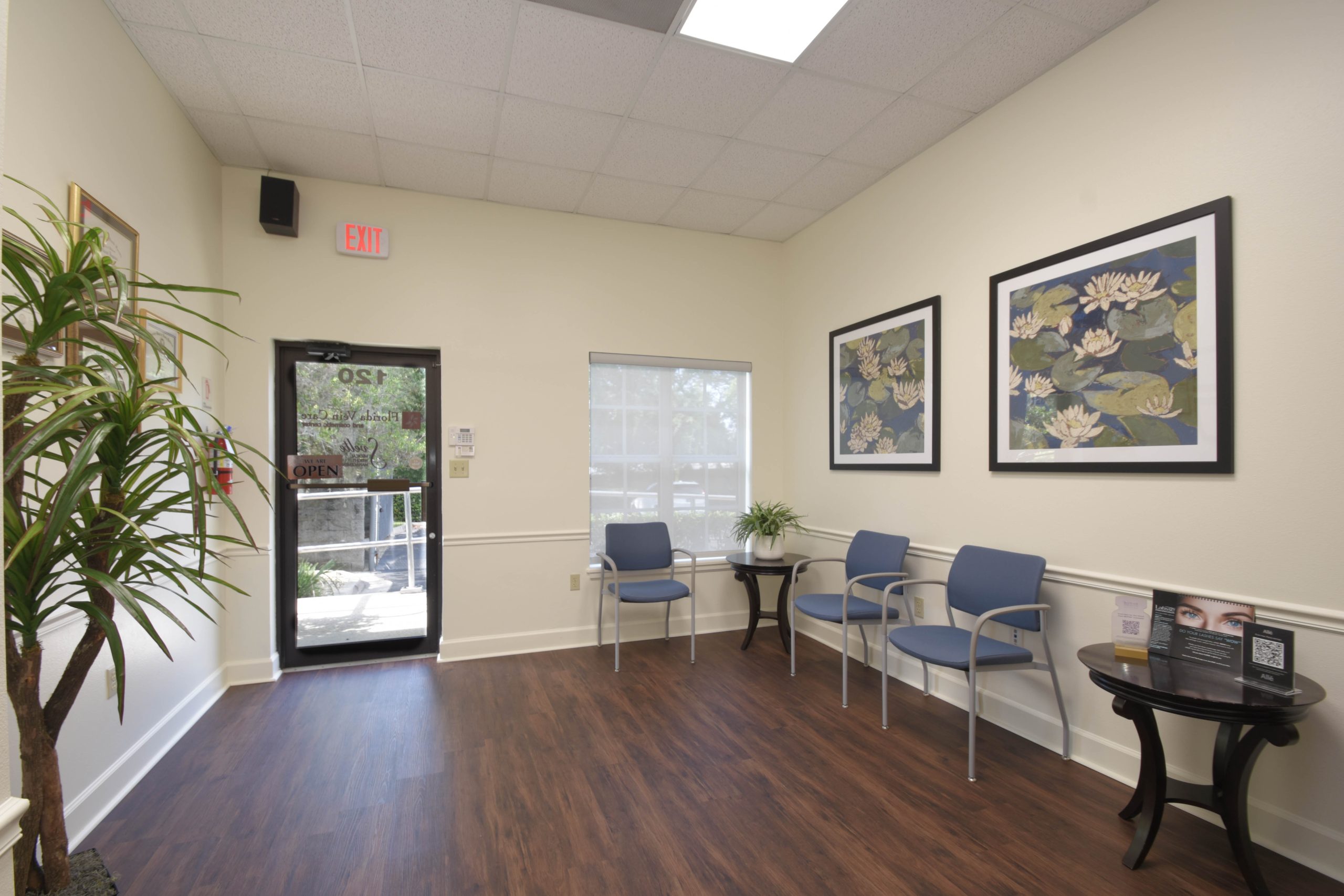 Dr. Bragg office renovation 7 (before).