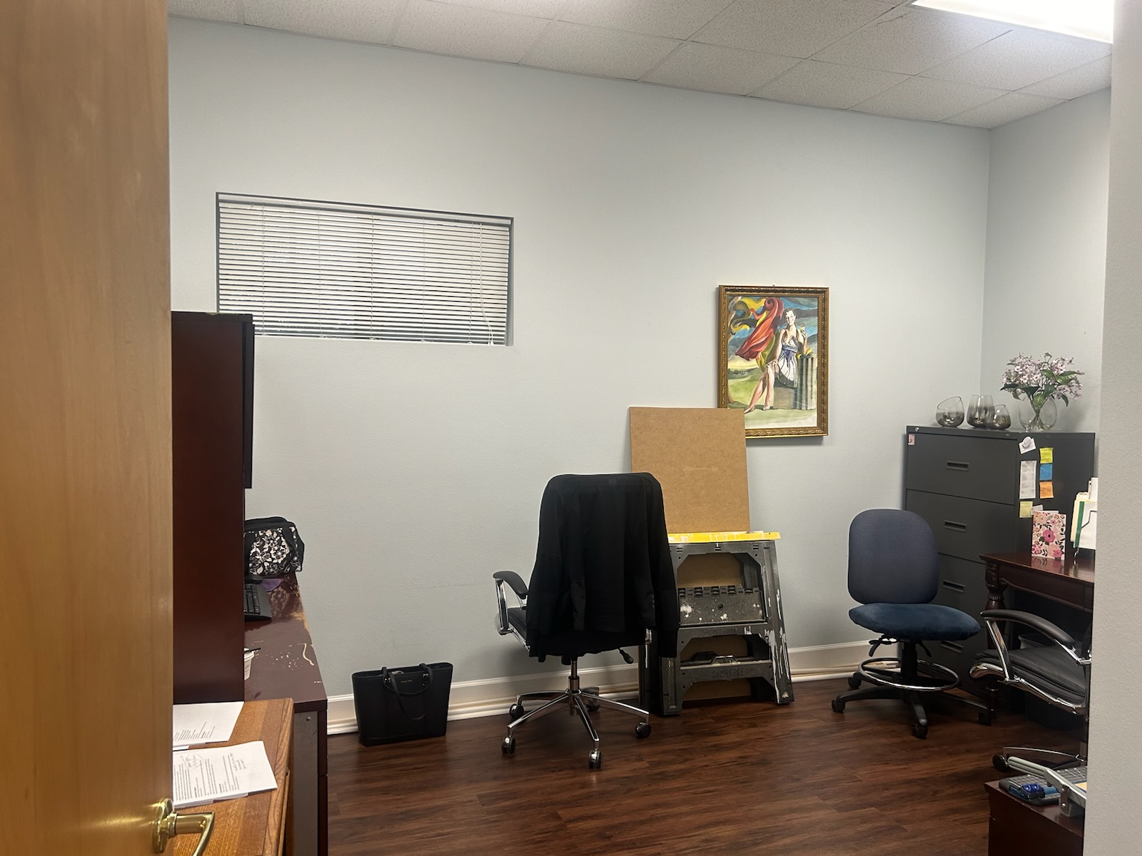 Dr. Bragg office renovation 9 (before).