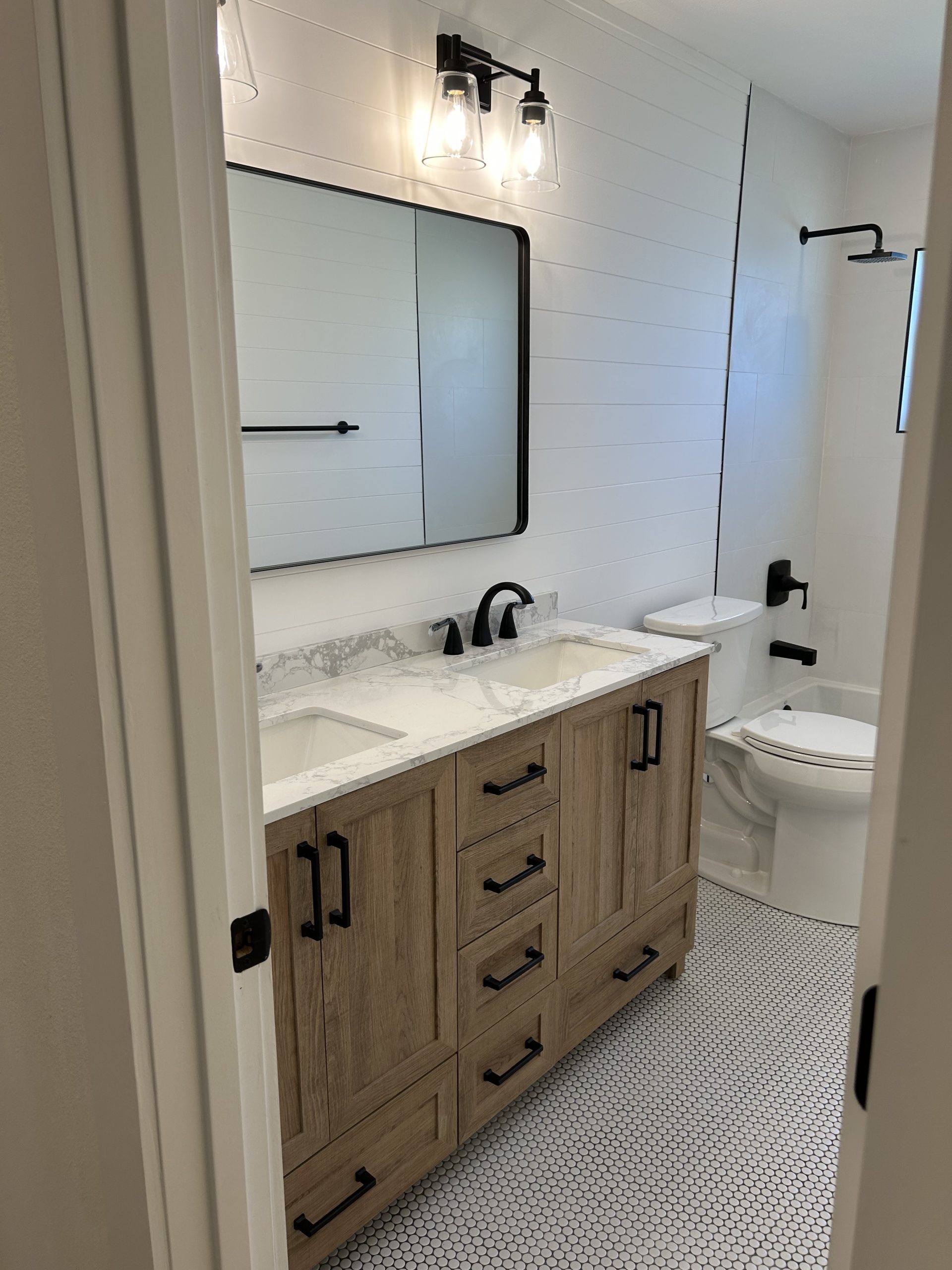 Soho Collier house bathroom door view interior design expertise bathroom 1