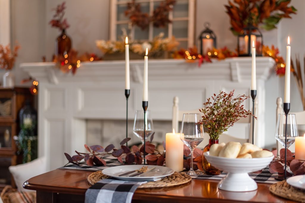 From Thanksgiving to Christmas holiday decorating